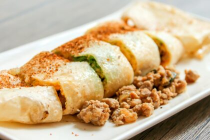 Danbing, crêpe-omelette taïwanaise roulée du petit-déjeuner