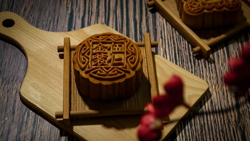 Gâteaux de lune traditionnels servis pour la fête de la mi-automne